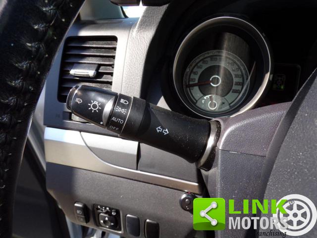MITSUBISHI Pajero usata, con Luci diurne