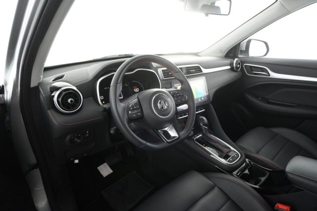 MG ZS usata 8