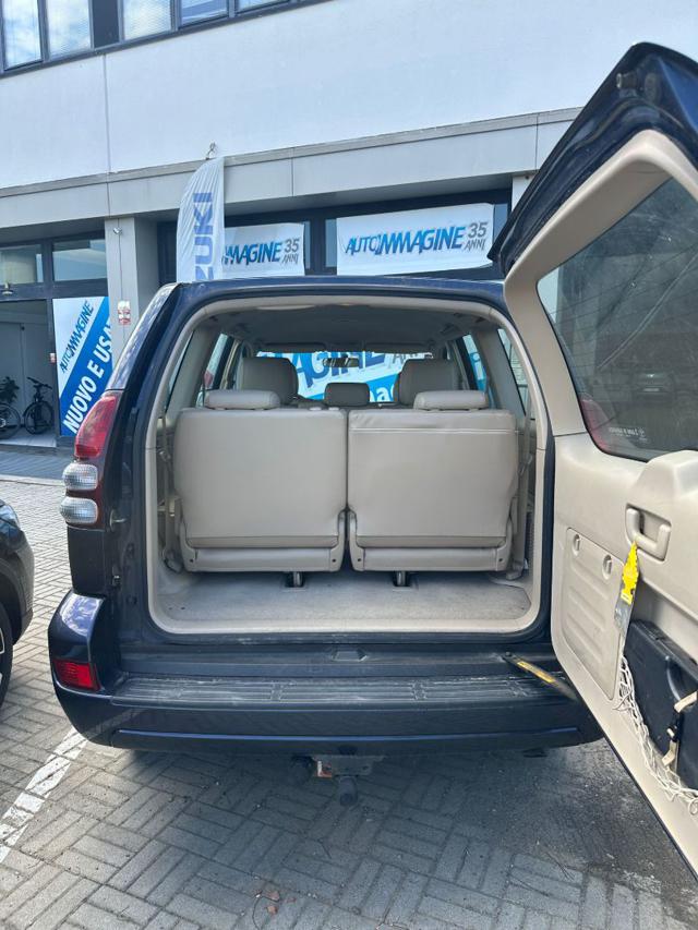 TOYOTA Land Cruiser usata, con Airbag testa