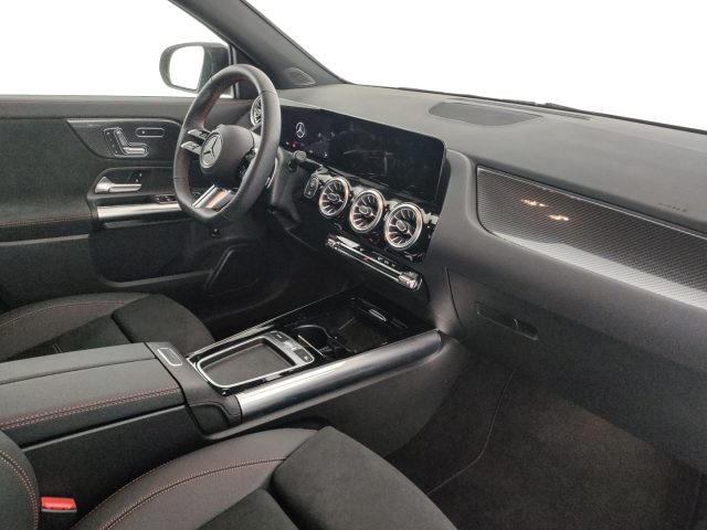 MERCEDES-BENZ GLA 200 usata, con Climatizzatore