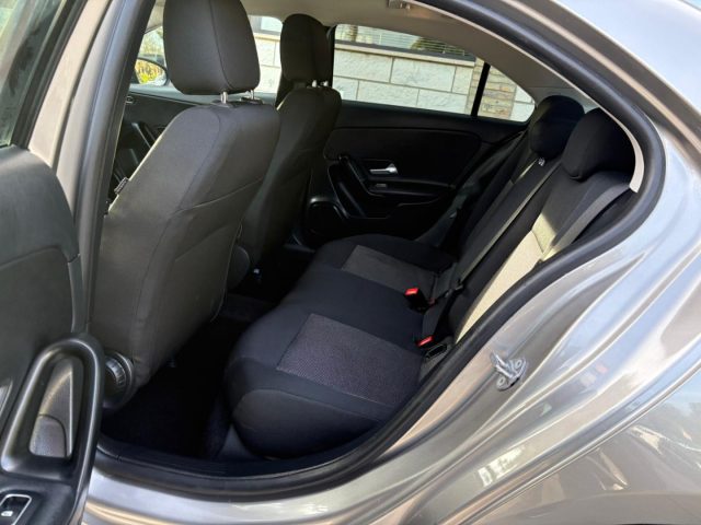 MERCEDES-BENZ A 180 usata, con Cerchi in lega