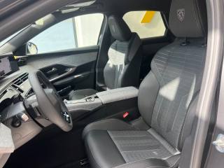 PEUGEOT 3008 usata, con Climatizzatore automatico, 2 zone