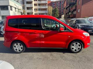 FORD Tourneo Courier usata, con Autoradio