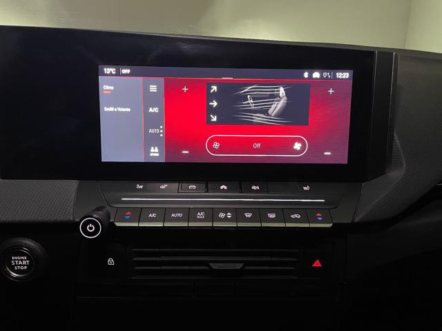 OPEL Astra usata, con Park Distance Control