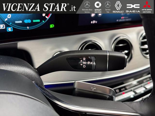 MERCEDES-BENZ E 220 usata, con Touch screen