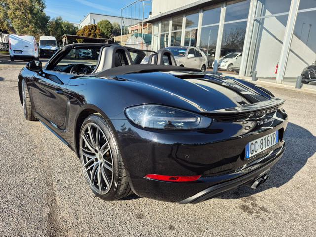 PORSCHE 718 Spyder usata, con Cerchi in lega