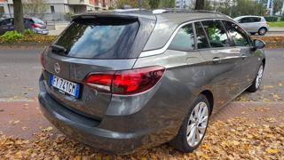 OPEL Astra usata, con Autoradio