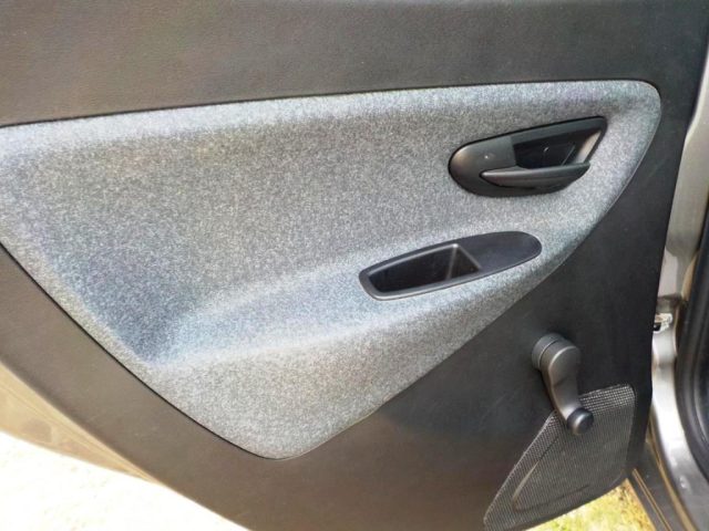 LANCIA Ypsilon usata, con Ruotino