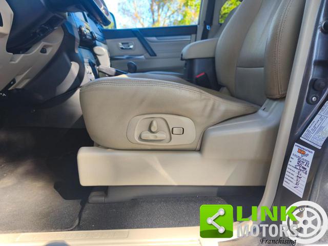 MITSUBISHI Pajero usata, con Regolazione elettrica sedili