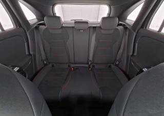 MERCEDES-BENZ GLA 180 usata, con Chiusura centralizzata