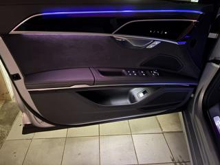 AUDI A8 usata, con Touch screen