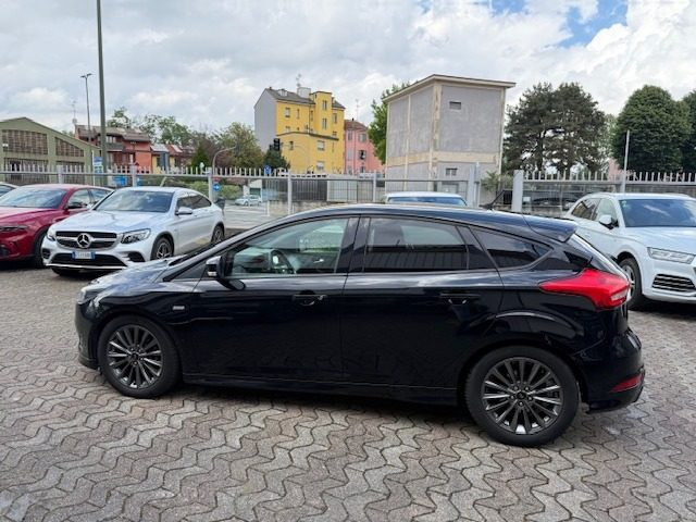 FORD Focus usata, con Alzacristalli elettrici