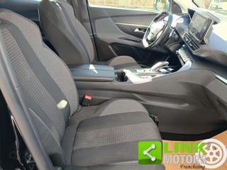 PEUGEOT 3008 usata, con Autoradio