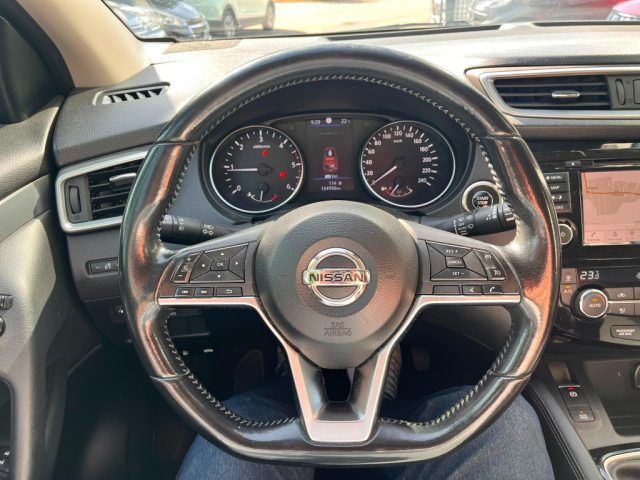 NISSAN Qashqai usata, con Boardcomputer