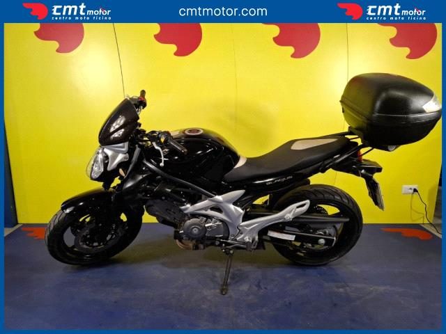 SUZUKI Gladius usata 4