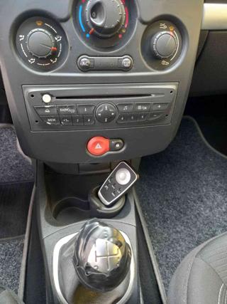 RENAULT Clio usata, con Airbag testa