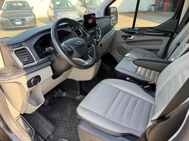 FORD Tourneo Custom usata, con Autoradio