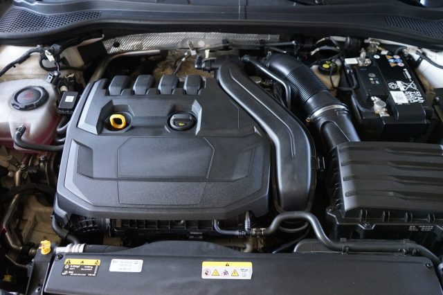 CUPRA Leon usata, con Specchietti laterali elettrici