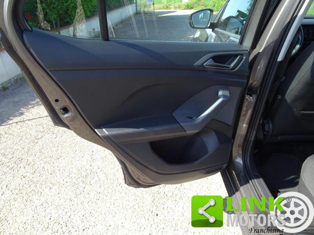 VOLKSWAGEN T-Cross usata, con Fari LED
