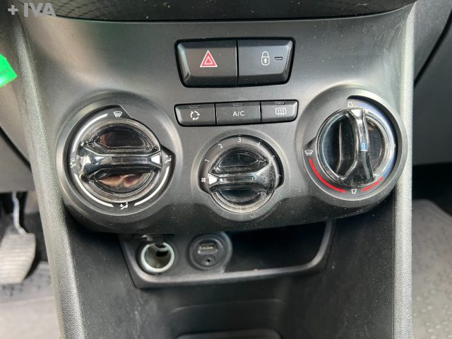 PEUGEOT 2008 usata 19