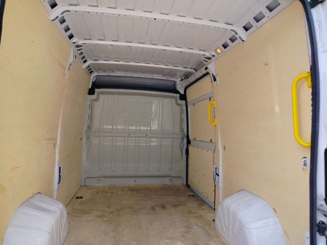 FIAT Ducato usata, con Autoradio digitale