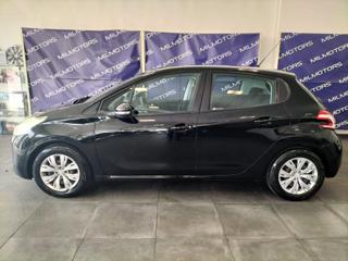 PEUGEOT 208 usata, con Alzacristalli elettrici