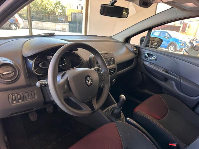 RENAULT Clio usata, con Sedile posteriore sdoppiato