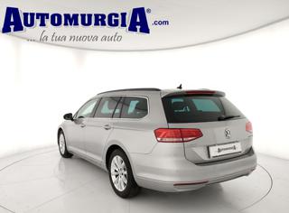 VOLKSWAGEN Passat Variant usata, con Airbag laterali