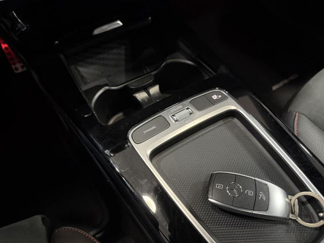 MERCEDES-BENZ CLA 200 usata, con Controllo automatico clima