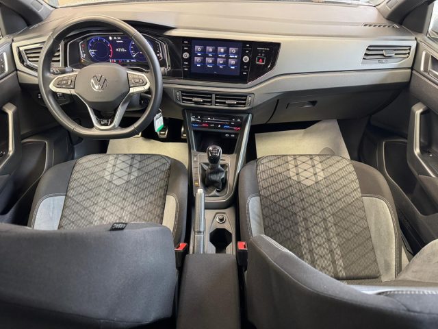 VOLKSWAGEN Taigo usata, con Controllo automatico clima