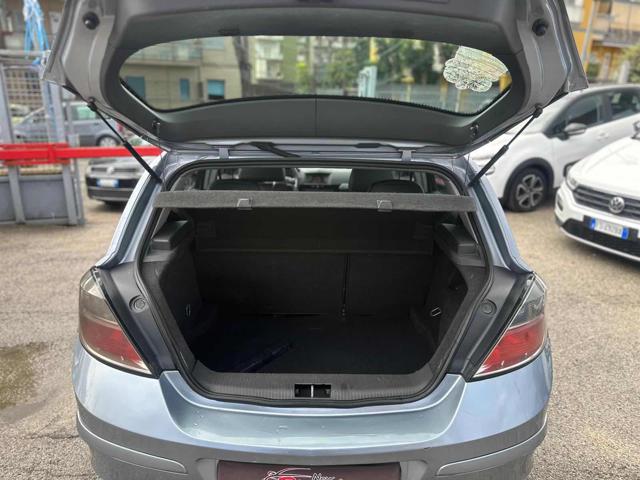 OPEL Astra usata, con Controllo trazione
