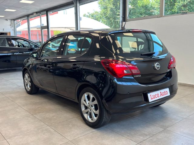 OPEL Corsa usata, con Autoradio