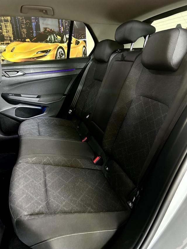 VOLKSWAGEN Golf usata, con Climatizzatore