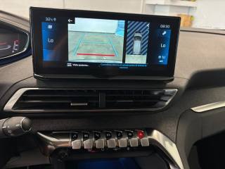 PEUGEOT 5008 usata, con Interni in pelle