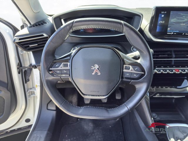 PEUGEOT 2008 usata 11