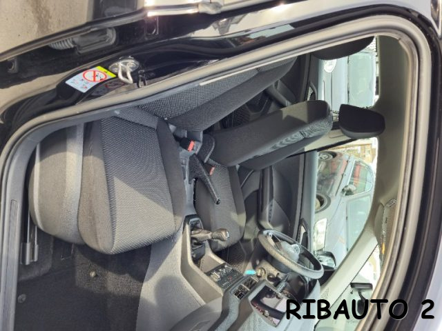 VOLKSWAGEN T-Cross usata, con Sensori di parcheggio posteriori