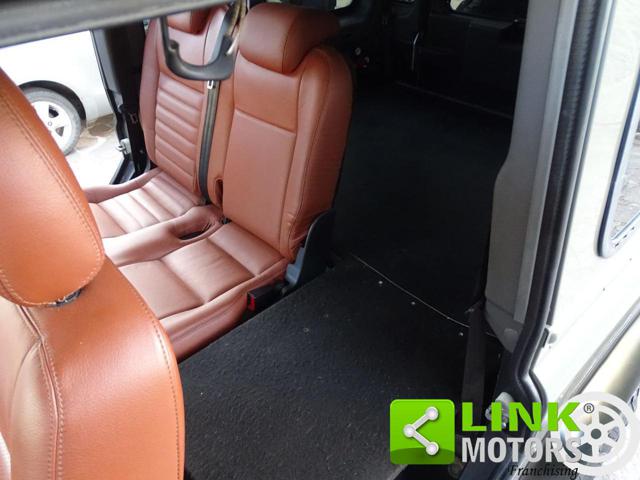 LAND ROVER Defender usata 10