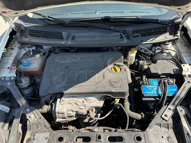 LANCIA Delta usata, con Specchietti laterali elettrici