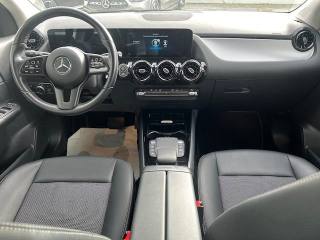 MERCEDES-BENZ GLA 180 usata, con Autoradio