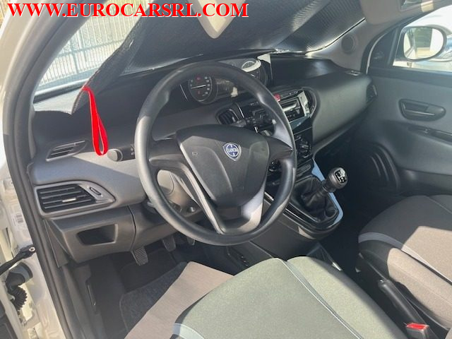 LANCIA Ypsilon usata, con Airbag testa