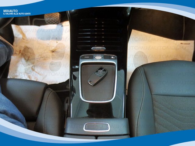 MERCEDES-BENZ A 180 usata, con Boardcomputer