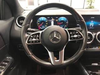 MERCEDES-BENZ GLA 200 usata, con Fari LED