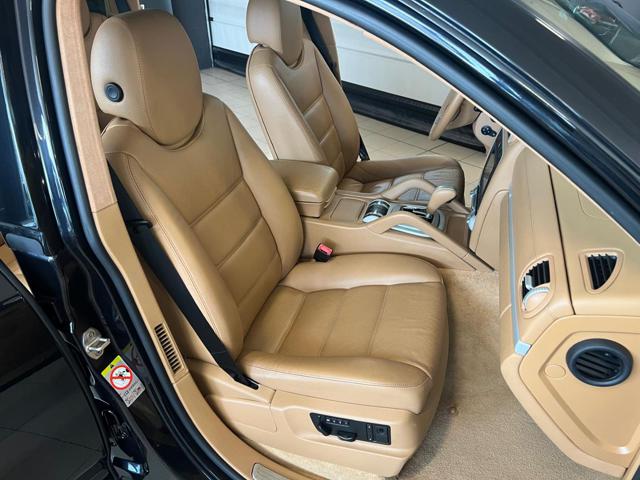 PORSCHE Cayenne usata, con Interni in pelle