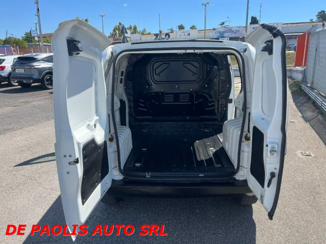 FIAT Fiorino usata, con Autoradio digitale