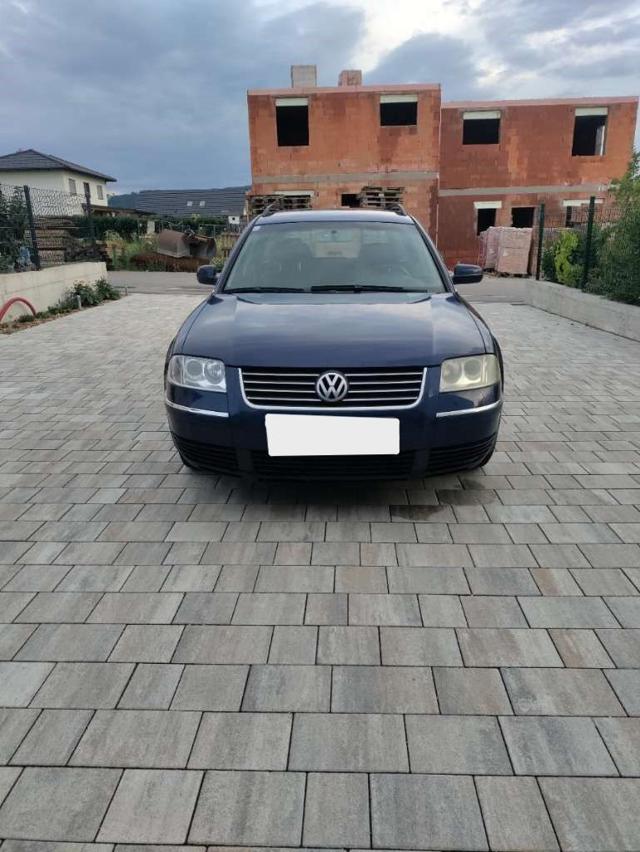 VOLKSWAGEN Passat usata, con ABS