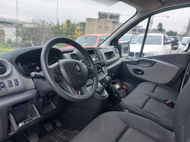 RENAULT Trafic usata, con Specchietti laterali elettrici
