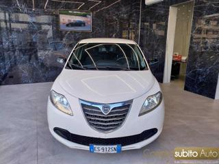 LANCIA Ypsilon 0.9 TwinAir 85 CV 5 porte Metano Ecochic Silver