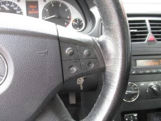MERCEDES-BENZ B 180 usata, con Sensori di parcheggio anteriori