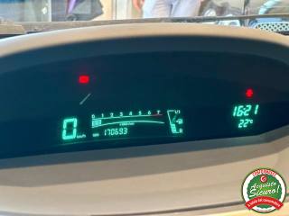 TOYOTA Yaris usata, con Sedile posteriore sdoppiato