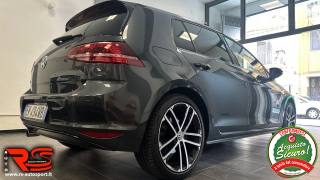 VOLKSWAGEN Golf GTD usata, con MP3